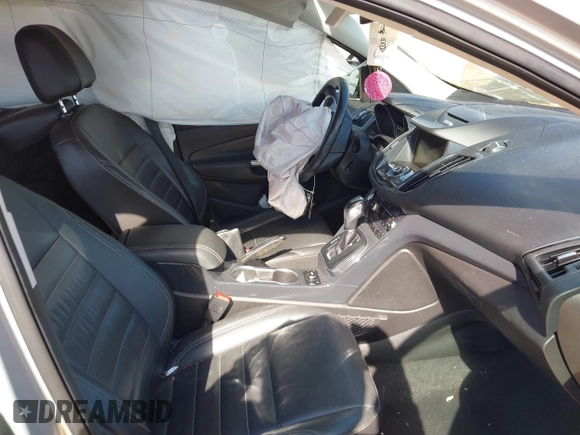 2015 Ford Escape Titanium with VIN 1FMCU0JX2FUB70760, listed as a IAAI auction lot 41649089 with 1 mi miles. Bid and sale history available at carsss.com. Image 5.