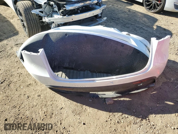 2024 Tesla Model Y Long Range with VIN 7SAYGDEE3RA257999, listed as a Copart auction lot 41838105 with 17,013 mi miles and Salvage Title. Bid and sale history available at DreamBid. Image 13.