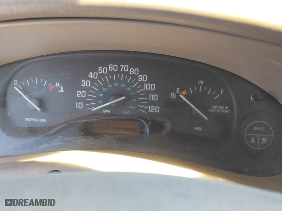 2001 Buick Century Limited with VIN 2G4WY55J211163994, listed as a IAAI auction lot 42031382 with 1 mi miles. Bid and sale history available at carsss.com. Image 7.