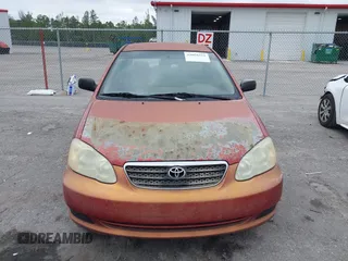 2007 Toyota Corolla CE with VIN 1NXBR32E17Z898776, listed as a IAAI auction lot 42058333 with 239,230 mi miles and . Bid and sale history available at carsss.com. Image 6.