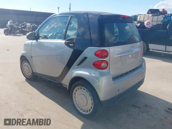 2015 Smart fortwo Passion with VIN WMEEJ3BA1FK798128, listed as a IAAI auction lot 42199148 with 91,000 mi miles and . Bid and sale history available at DreamBid. Image 3.