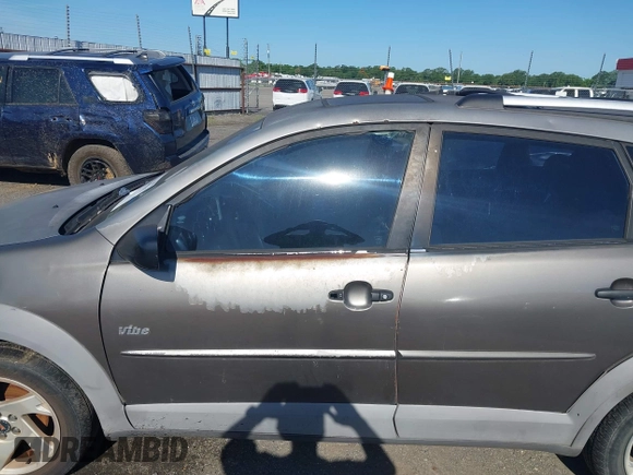 2003 Pontiac Vibe z VIN 5Y2SL62813Z404110, wystawiony jako IAAI lot #42300385 z przebiegiem 247 657 mil mil oraz . Historia ofert i sprzedaży dostępna na DreamBid. Obrazek 6.