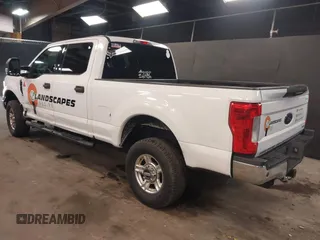 2017 Ford F-250 Lariat с VIN 1FT7W2B60HEB68486, выставлен на аукционе IAAI как лот 42423692 с пробегом 218 019 миль миль и . История ставок и продаж доступна на DreamBid. Изображение 3.