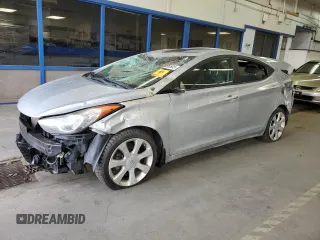 2013 Hyundai Elantra Limited z VIN 5NPDH4AE0DH198521, wystawiony jako Copart lot #52686505 z przebiegiem 196 985 mil mil oraz Szkoda całkowita • Salvage title. Historia ofert i sprzedaży dostępna na DreamBid. Obrazek 1.