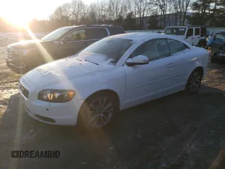 2010 Volvo C70 with VIN YV1672MC6AJ092081, listed as a Copart auction lot 41731775 with 76,998 mi miles and Clean Title. Bid and sale history available at carsss.com. Image 1.