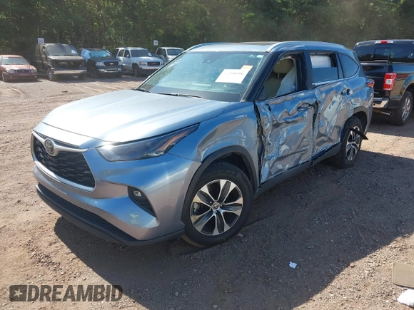 2023 Toyota Highlander L with VIN 5TDKDRAH7PS038449, listed as a IAAI auction lot 42298596 with 112,275 mi miles and . Bid and sale history available at DreamBid. Image 17.