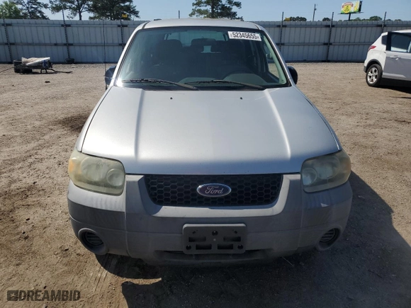 2007 Ford Escape XLS with VIN 1FMYU02Z77KB19323, listed as a Copart auction lot 52345655 with 153,509 mi miles and Salvage Title. Bid and sale history available at carsss.com. Image 5.