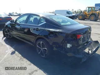 2024 Nissan Altima SR z VIN 1N4BL4CV0RN350796, wystawiony jako IAAI lot #41565832 z przebiegiem 13 078 mil mil oraz . Historia ofert i sprzedaży dostępna na DreamBid. Obrazek 3.