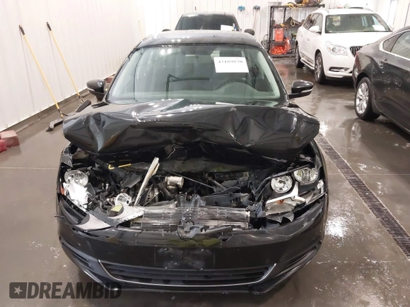 2014 Volkswagen Jetta SE with VIN 3VWD07AJ3EM437025, listed as a IAAI auction lot 42189870 with 96,530 mi miles and . Bid and sale history available at DreamBid. Image 12.