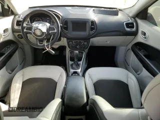 2020 Jeep Compass Latitude with VIN 3C4NJCBB7LT169197, listed as a Copart auction lot 74773554 with 107,814 mi miles and Salvage title. Bid and sale history available at DreamBid. Image 8.