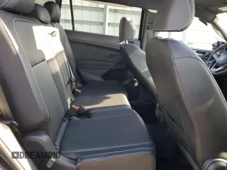 2022 Volkswagen Tiguan SE R-Line Black z VIN 3VVCB7AX0NM056683, wystawiony jako Copart lot #53490225 z przebiegiem 19 993 mil mil oraz Szkoda całkowita • Salvage title. Historia ofert i sprzedaży dostępna na DreamBid. Obrazek 11.