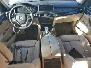 2014 BMW X5 xDrive50i z VIN 5UXKR6C57E0C03114, wystawiony jako Copart lot #57940175 z przebiegiem 165 249 mil mil oraz Czysty tytuł • Clean title. Historia ofert i sprzedaży dostępna na DreamBid. Obrazek 8.