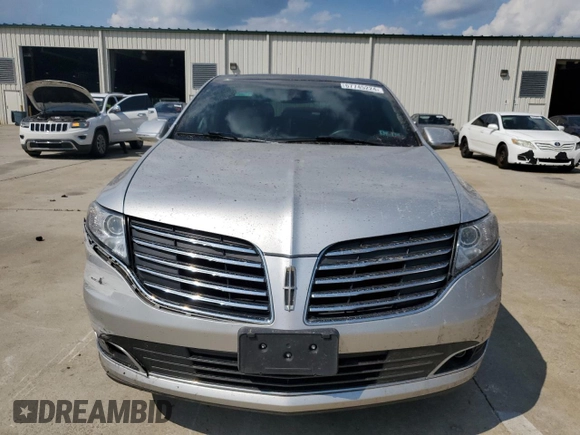 2019 Lincoln MKT with VIN 2LMHJ5NK5KBL02991, listed as a Copart auction lot 67745224 with 230,727 mi miles and Salvage Title. Bid and sale history available at DreamBid. Image 5.