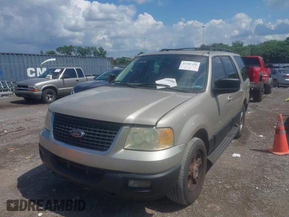 2005 Ford Expedition Special Service with VIN 1FMPU16515LA92006, listed as a IAAI auction lot 42707230 with 187,411 mi miles and . Bid and sale history available at DreamBid. Image 6.