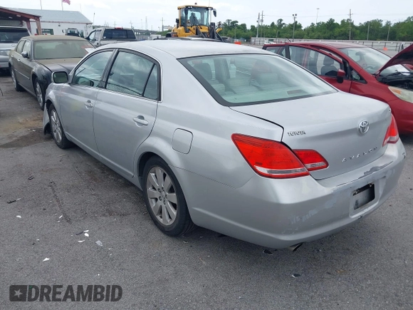 2007 Toyota Avalon XL with VIN 4T1BK36B47U191188, listed as a IAAI auction lot 42127335 with 213,701 mi miles. Bid and sale history available at carsss.com. Image 3.
