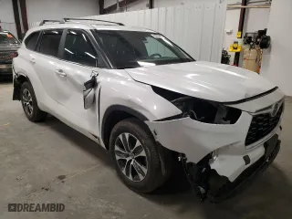 2023 Toyota Highlander L with VIN 5TDKDRBH9PS514683, listed as a Copart auction lot 49859995 with 7,942 mi miles and Salvage Title. Bid and sale history available at carsss.com. Image 4.