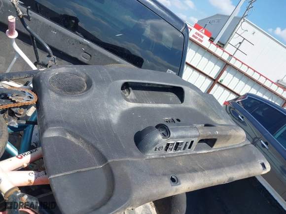 2007 Chevrolet Silverado 1500 LS with VIN 2GCEK13CX71727365, listed as a IAAI auction lot 40357043 with 1 mi miles. Bid and sale history available at carsss.com. Image 12.