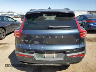 2022 Volvo XC40 R-Design with VIN YV4162UM5N2695970, listed as a Copart auction lot 50419705 with 25,664 mi miles and Salvage title. Bid and sale history available at DreamBid. Image 6.