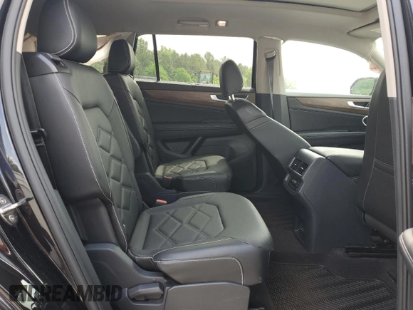 2024 Volkswagen Atlas SE with VIN 1V2JR2CA7RC500676, listed as a Copart auction lot 54150255 with 36,551 mi miles and Salvage title. Bid and sale history available at DreamBid. Image 11.