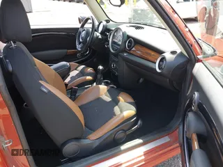 2011 MINI Hardtop with VIN WMWSU3C55BT181956, listed as a IAAI auction lot 42564011 with 106,430 mi miles and . Bid and sale history available at DreamBid. Image 5.