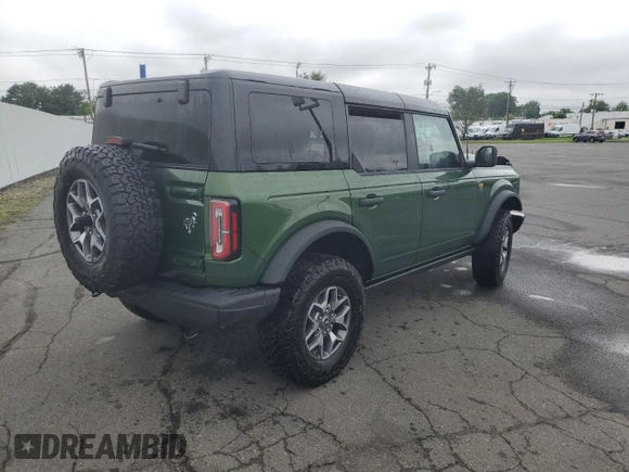 2025 Ford Bronco Badlands z VIN 1FMEE9BP1SLA66088, wystawiony jako Copart lot #60238525 z przebiegiem 1 419 mil mil oraz Czysty tytuł • Clean title. Historia ofert i sprzedaży dostępna na DreamBid. Obrazek 3.