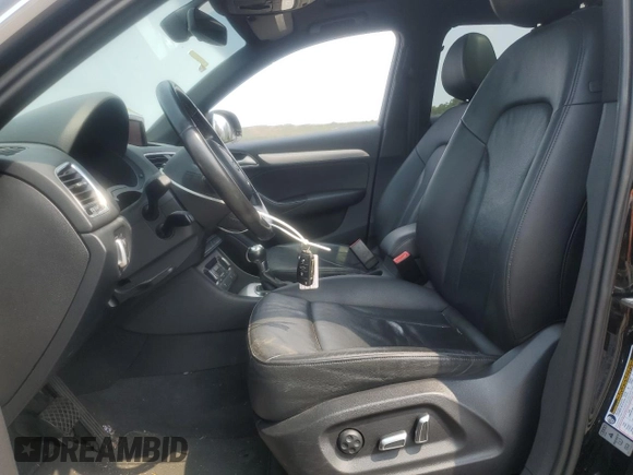 2016 Audi Q3 Premium Plus z VIN WA1EFCFS7GR009275, wystawiony jako Copart lot #60486565 z przebiegiem 95 098 mil mil oraz Szkoda całkowita • Salvage title. Historia ofert i sprzedaży dostępna na DreamBid. Obrazek 7.