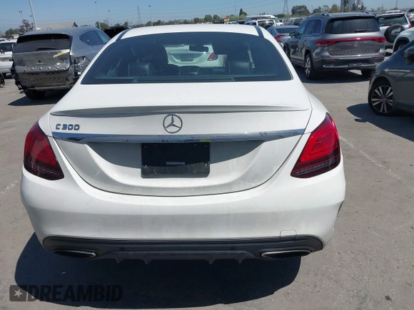 2019 Mercedes-Benz C 300 with VIN 55SWF8DBXKU313935, listed as a IAAI auction lot 42023753 with 120,777 mi miles and . Bid and sale history available at DreamBid. Image 16.