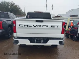 2021 Chevrolet Silverado 1500 RST with VIN 3GCUYEED8MG479014, listed as a IAAI auction lot 41405943 with 62,977 mi miles. Bid and sale history available at carsss.com. Image 16.