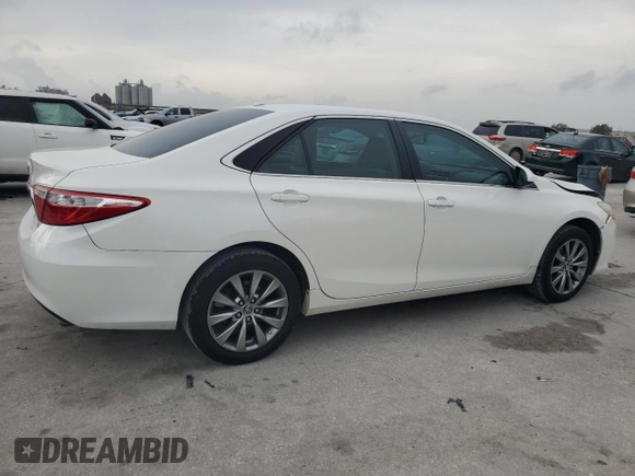 2015 Toyota Camry XLE with VIN 4T1BF1FK5FU940068, listed as a Copart auction lot 54564315 with 161,765 mi miles and Salvage Title. Bid and sale history available at carsss.com. Image 3.