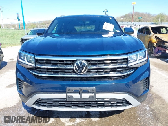 2021 Volkswagen Atlas SE z VIN 1V2KE2CA7MC220524, wystawiony jako IAAI lot #42017287 z przebiegiem 29 380 mil mil oraz . Historia ofert i sprzedaży dostępna na DreamBid. Obrazek 12.