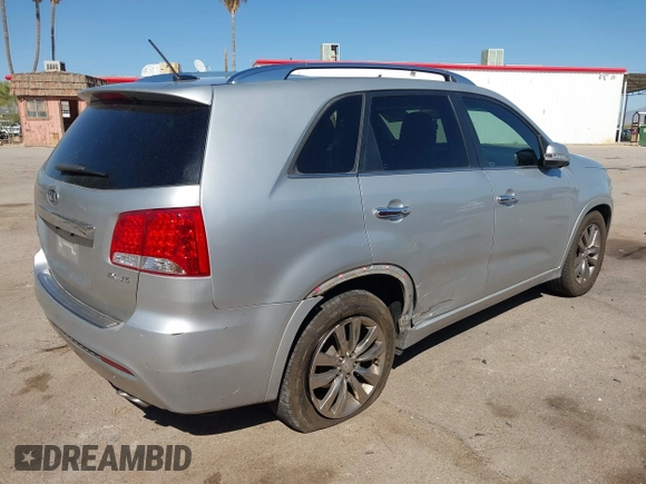 2012 Kia Sorento SX with VIN 5XYKW4A23CG234758, listed as a IAAI auction lot 41771798 with 210,143 mi miles. Bid and sale history available at carsss.com. Image 4.