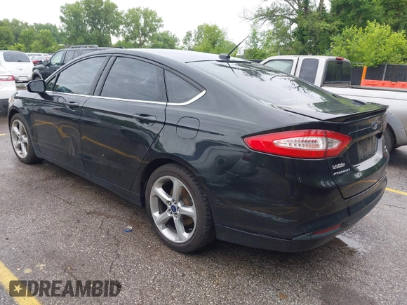 2013 Ford Fusion SE with VIN 3FA6P0HR6DR303434, listed as a IAAI auction lot 42366329 with 188,062 mi miles and . Bid and sale history available at DreamBid. Image 3.