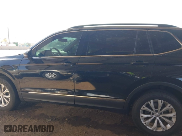2018 Volkswagen Tiguan SEL with VIN 3VV3B7AX5JM009157, listed as a IAAI auction lot 41745746 with 138,876 mi miles and . Bid and sale history available at DreamBid. Image 14.