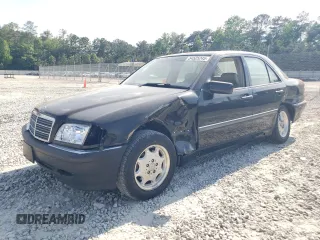 2000 Mercedes-Benz C 230 Kompressor z VIN WDBHA24G4YA839138, wystawiony jako Copart lot #54525245 z przebiegiem 227 775 mil mil oraz Szkoda całkowita • Salvage title. Historia ofert i sprzedaży dostępna na DreamBid. Obrazek 1.