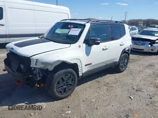 2018 Jeep Renegade Trailhawk with VIN ZACCJBCB6JPG71929, listed as a IAAI auction lot 41939091 with 109,354 mi miles. Bid and sale history available at carsss.com. Image 2.