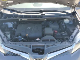 2020 Toyota Sienna XLE z VIN 5TDDZ3DC3LS236382, wystawiony jako Copart lot #57954705 z przebiegiem 69 761 mil mil oraz Szkoda całkowita • Salvage title. Historia ofert i sprzedaży dostępna na DreamBid. Obrazek 12.