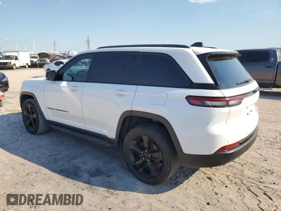 2022 Jeep Grand Cherokee Altitude с VIN 1C4RJGAGXN8586563, выставлен на аукционе Copart как лот 72616844 с пробегом 33 393 миль миль и Списание • Salvage title. История ставок и продаж доступна на DreamBid. Изображение 2.