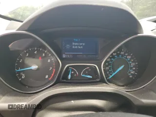 2013 Ford Escape SE z VIN 1FMCU9G90DUA34122, wystawiony jako Copart lot #60875735 z przebiegiem 174 118 mil mil oraz Szkoda całkowita • Salvage title. Historia ofert i sprzedaży dostępna na DreamBid. Obrazek 9.