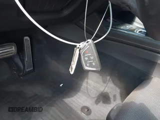 2025 Cadillac CT5 Sport с VIN 1G6DP5RK3S0100470, выставлен на аукционе IAAI как лот 42386329 с пробегом 6 143 миль миль и . История ставок и продаж доступна на DreamBid. Изображение 11.