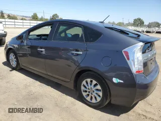 2014 Toyota Prius with VIN JTDKN3DP2E3057714, listed as a Copart auction lot 61210415 with 155,153 mi miles and Salvage title. Bid and sale history available at DreamBid. Image 2.