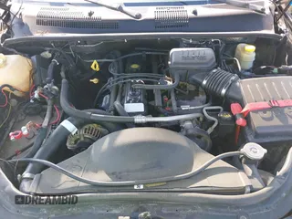 2004 Jeep Grand Cherokee Laredo z VIN 1J4GX48S04C281660, wystawiony jako IAAI lot #42551161 z przebiegiem 173 209 mil mil oraz . Historia ofert i sprzedaży dostępna na DreamBid. Obrazek 10.