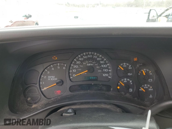 2005 Chevrolet Avalanche LS with VIN 3GNEC12Z35G156137, listed as a Copart auction lot 46142765 with 179,063 mi miles and Non Repairable. Bid and sale history available at carsss.com. Image 9.