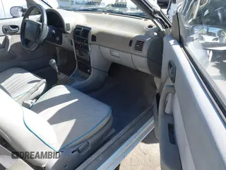 1992 Geo Metro z VIN JG1MR3364NK213871, wystawiony jako IAAI lot #41719350 z przebiegiem 22 589 mil mil oraz . Historia ofert i sprzedaży dostępna na DreamBid. Obrazek 5.