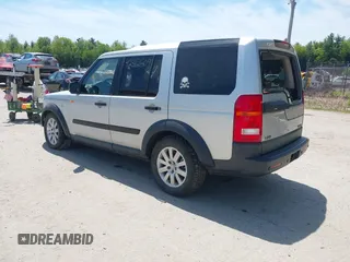 2005 Land Rover LR3 SE z VIN SALAA25475A300699, wystawiony jako IAAI lot #42312609 z przebiegiem 107 372 mil mil oraz . Historia ofert i sprzedaży dostępna na DreamBid. Obrazek 3.