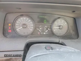 2008 Mercury Grand Marquis LS z VIN 2MEFM75V58X616297, wystawiony jako Copart lot #49300985 z przebiegiem 169 014 mil mil oraz Szkoda całkowita • Salvage title. Historia ofert i sprzedaży dostępna na DreamBid. Obrazek 9.