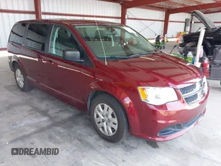 2017 Dodge Grand Caravan SE z VIN 2C4RDGBG0HR606463, wystawiony jako IAAI lot #42463775 z przebiegiem 243 567 mil mil oraz . Historia ofert i sprzedaży dostępna na DreamBid. Obrazek 1.