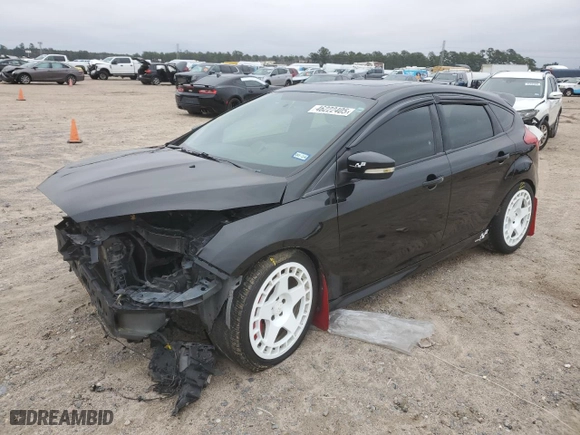2015 Ford Focus ST with VIN 1FADP3L97FL240331, listed as a Copart auction lot 46222405 with 107,990 mi miles and Salvage Title. Bid and sale history available at carsss.com. Image 1.