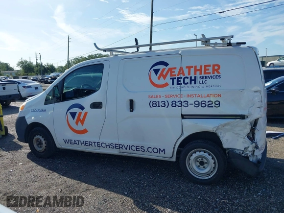 2015 Nissan NV200 SV with VIN 3N6CM0KN5FK703781, listed as a IAAI auction lot 42535053 with 164,271 mi miles and . Bid and sale history available at DreamBid. Image 14.