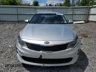2016 Kia Optima LX z VIN 5XXGT4L32GG026465, wystawiony jako Copart lot #59216175 z przebiegiem 325 587 mil mil oraz Czysty tytuł • Clean title. Historia ofert i sprzedaży dostępna na DreamBid. Obrazek 5.