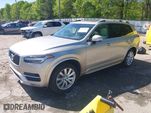 2016 Volvo XC90 T6 Momentum с VIN YV4A22PK2G1024836, выставлен на аукционе IAAI как лот 42038599 с пробегом 85 511 миль миль и . История ставок и продаж доступна на DreamBid. Изображение 19.